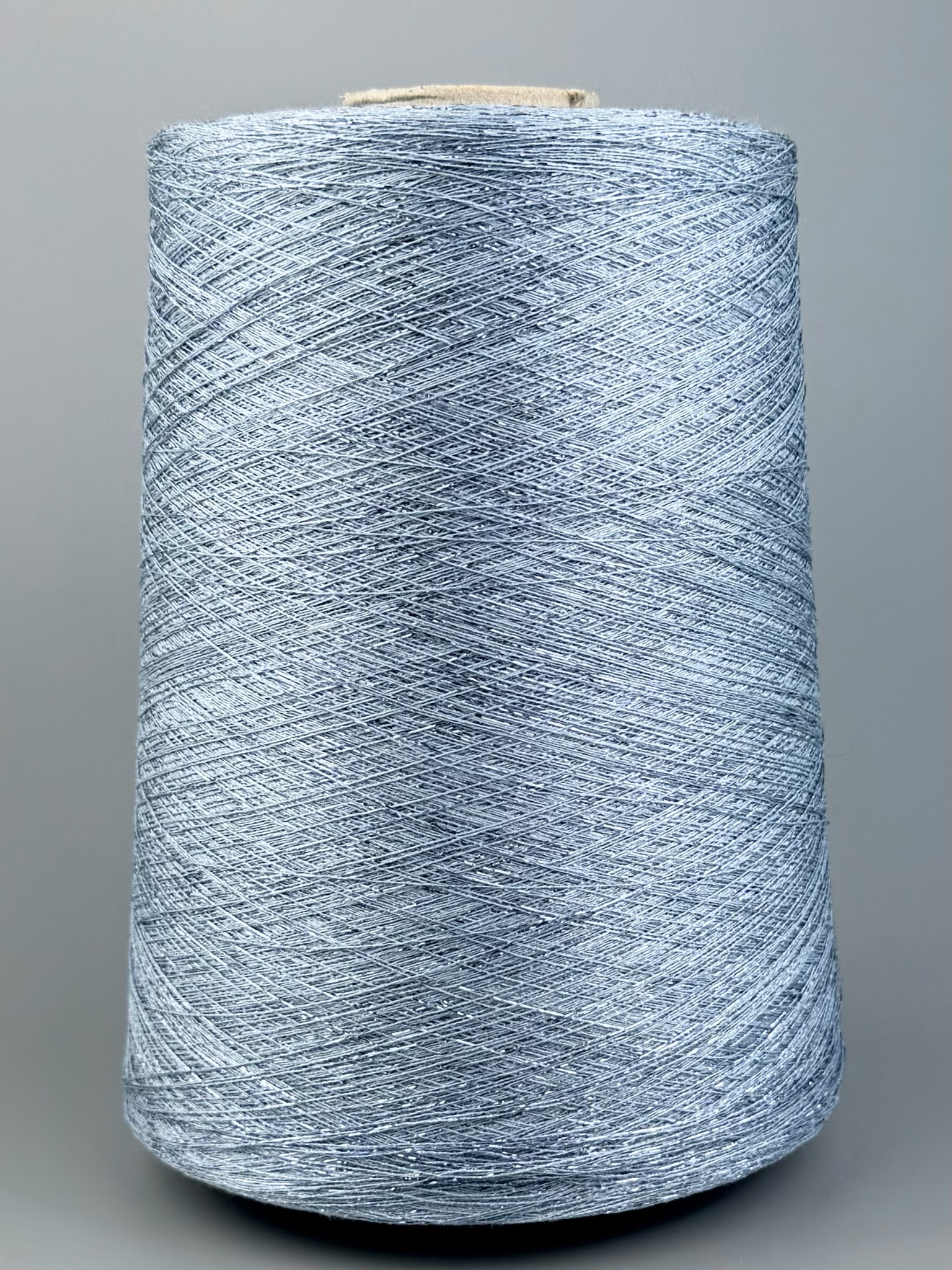Industria Italiana Filati Art. Frizzante Nm 35 – Fantasiegarn aus Viskose und Lurex col. Hellblau 2114 foto 2